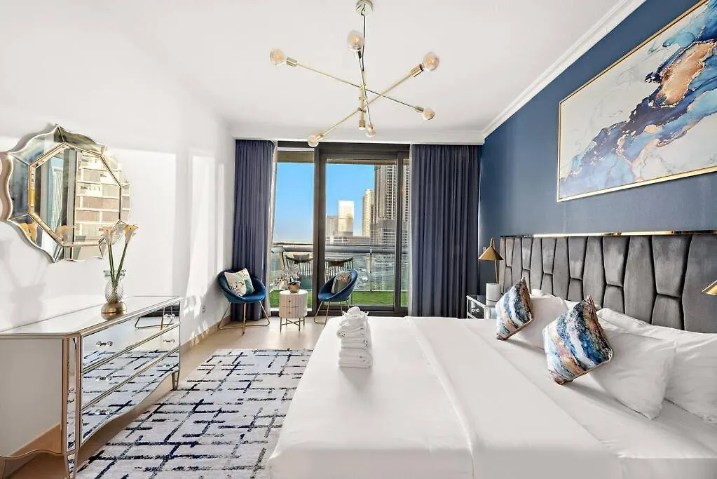 First Class 2Br Burj Khalifa View Dubai Apartment