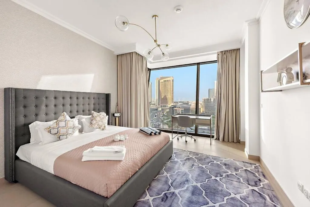 First Class 2Br Burj Khalifa View Dubai
