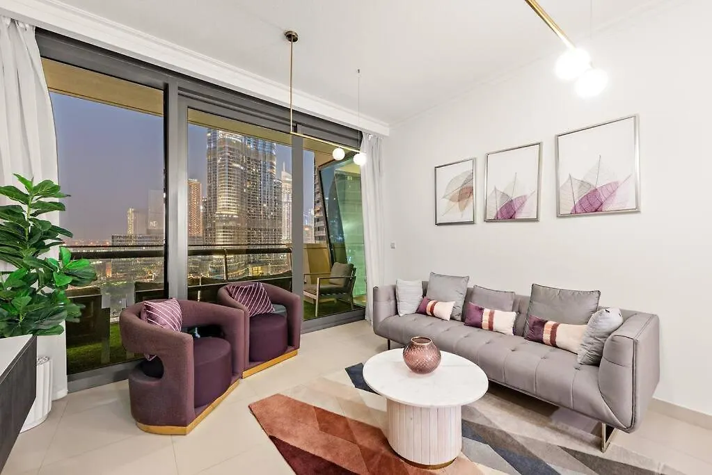 First Class 2Br Burj Khalifa View Дубай 0*,  ОАЭ