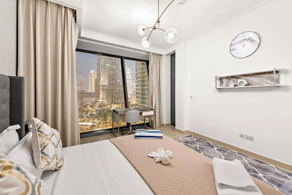 Апартаменты First Class 2Br Burj Khalifa View Дубай